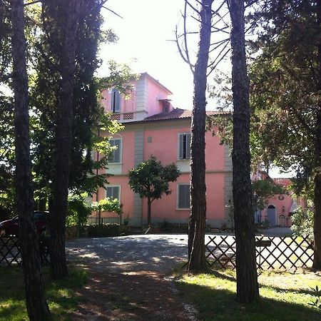 Villa Arianna B&B Lari Exterior foto