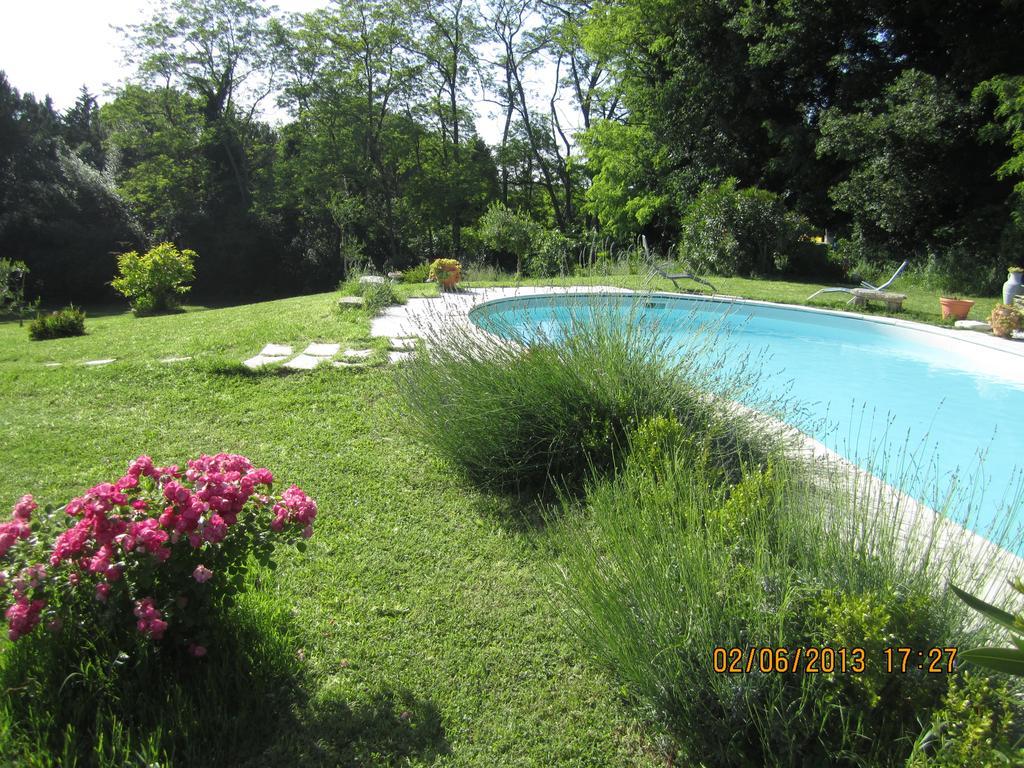 Villa Arianna B&B Lari Exterior foto