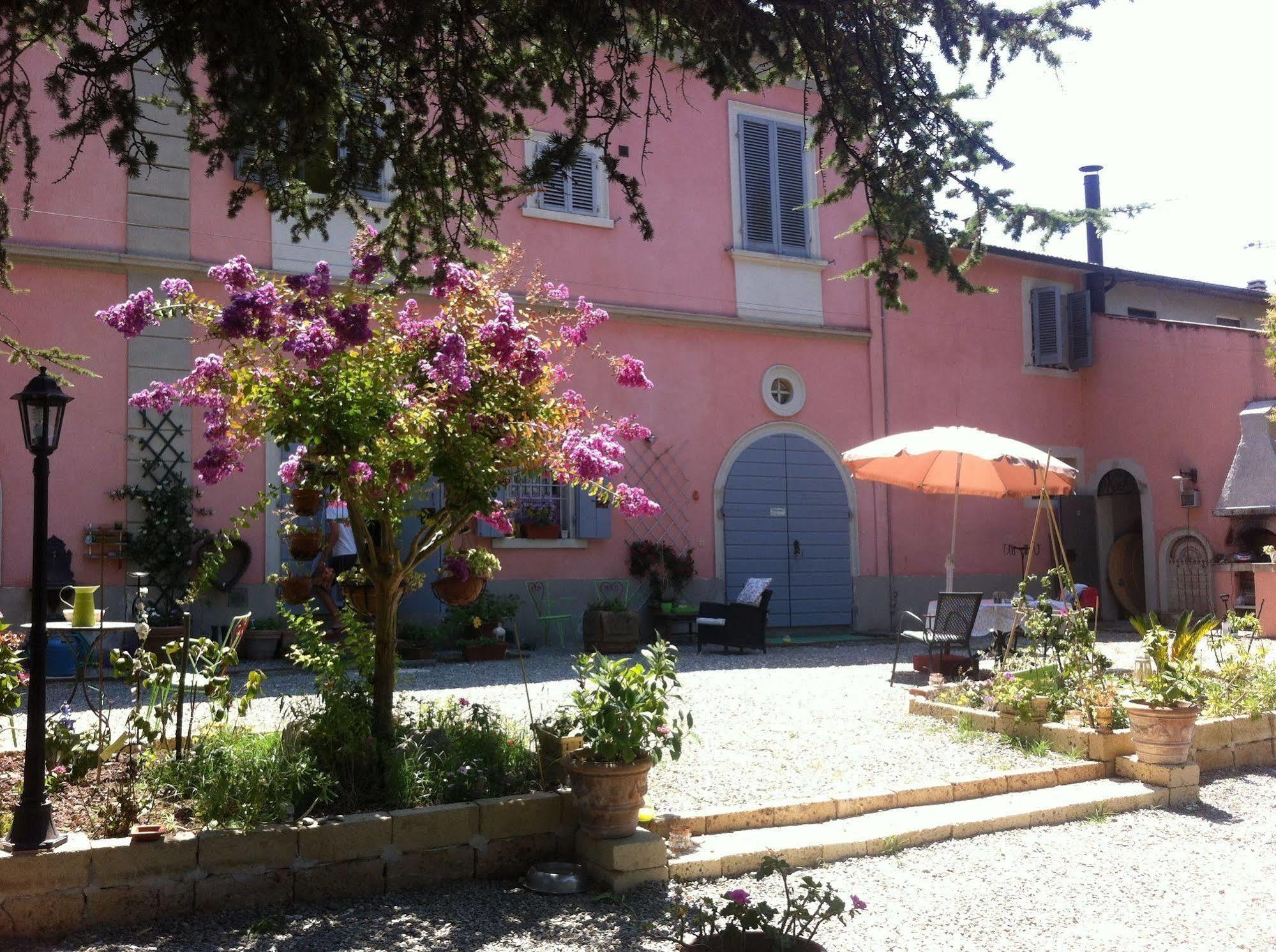 Villa Arianna B&B Lari Exterior foto